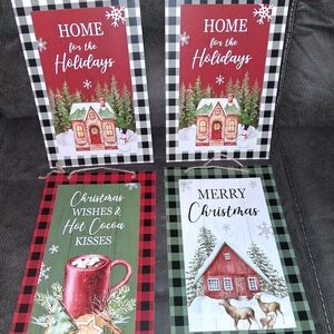 Holiday Plaque Set with Red and Green Accents